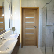 Межкомнатные двери влагостойкие