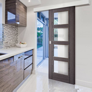 Двери для кухни