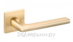 Дверная ручка Bussare Fogo A-47-40 W.GOLD (Валлийское золото)
